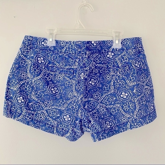 Old Navy Shorts Blue White Geometric Size 2 - Picture 2 of 10